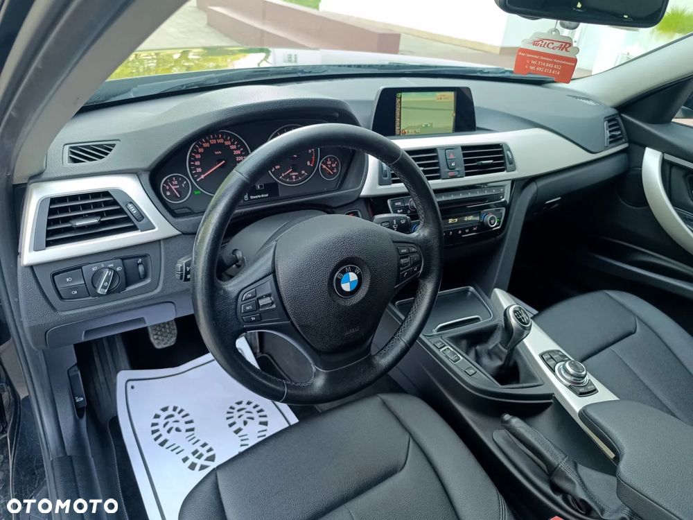 BMW Seria 3 318d DPF Edition Lifestyle - 27