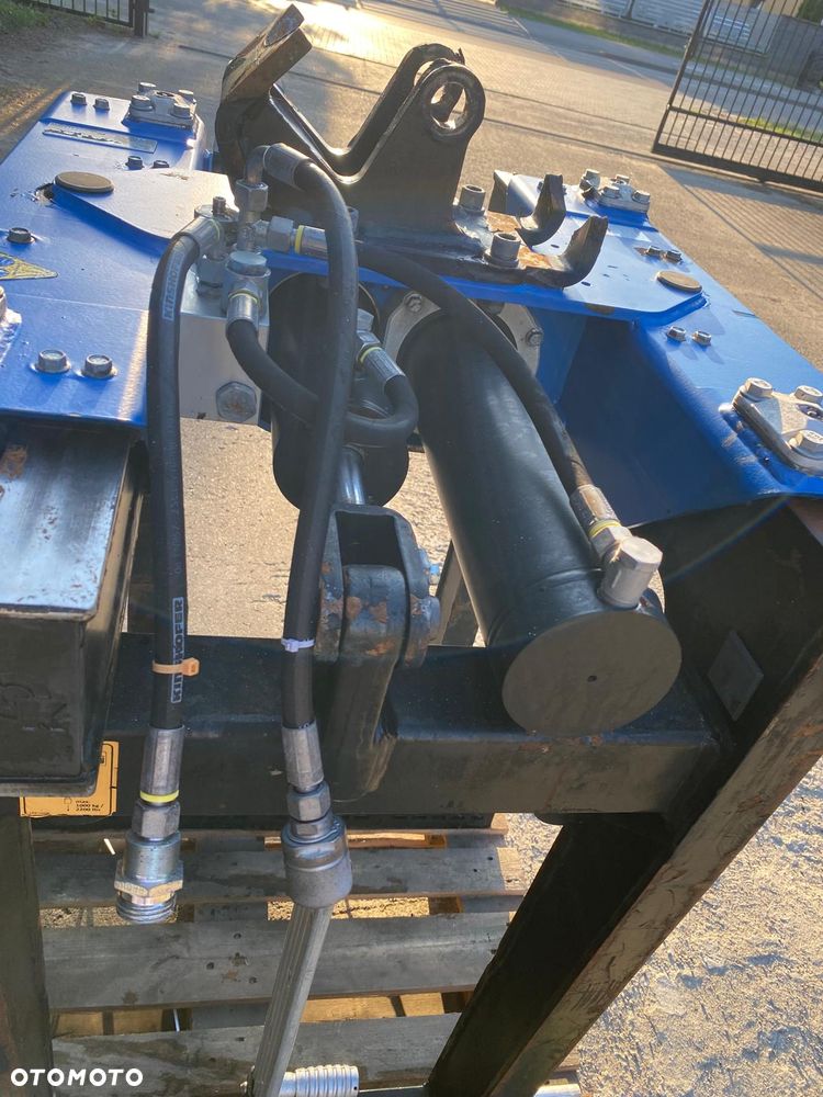 Kinshofer KM332V-1100 chwytak hydrauliczny do kostki bloczków HDS 2021 - 2
