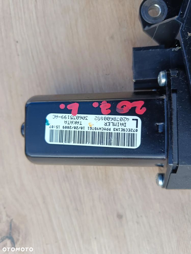 MERCEDES W207 COUPE CABRIO PODAJNIK PASA LEWEGO LEWY A2078600182 - 6