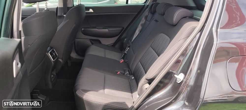 Kia Sportage 1.6 CRDI ISG SX - 26