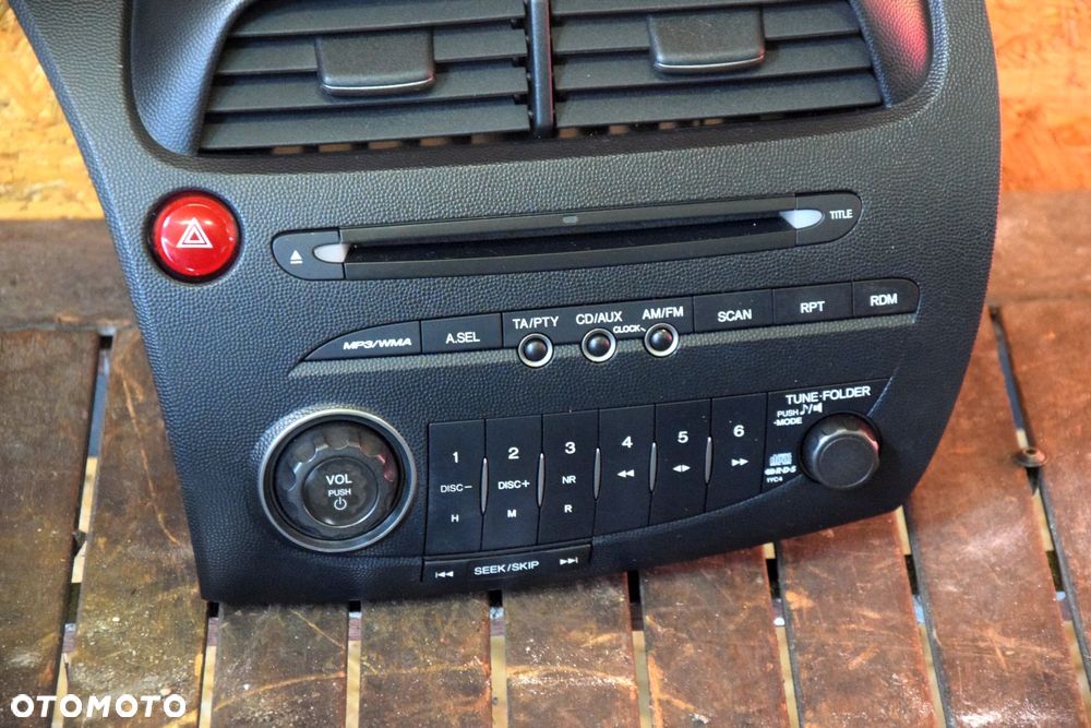 Honda Civic VIII UFO 06-11 Radio oryginalne EUROPA 39100-SMG-G022-M1 z kratką nawiewu - 2