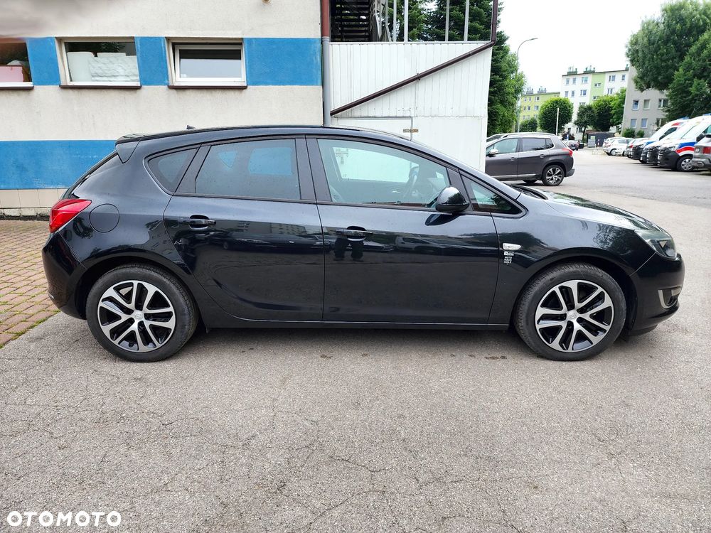 Opel Astra 1.4 Turbo 150 Jahre - 1