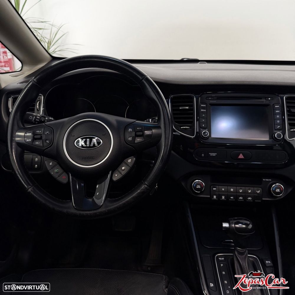 Kia Carens 1.7 CRDi ISG TX Aut. - 12