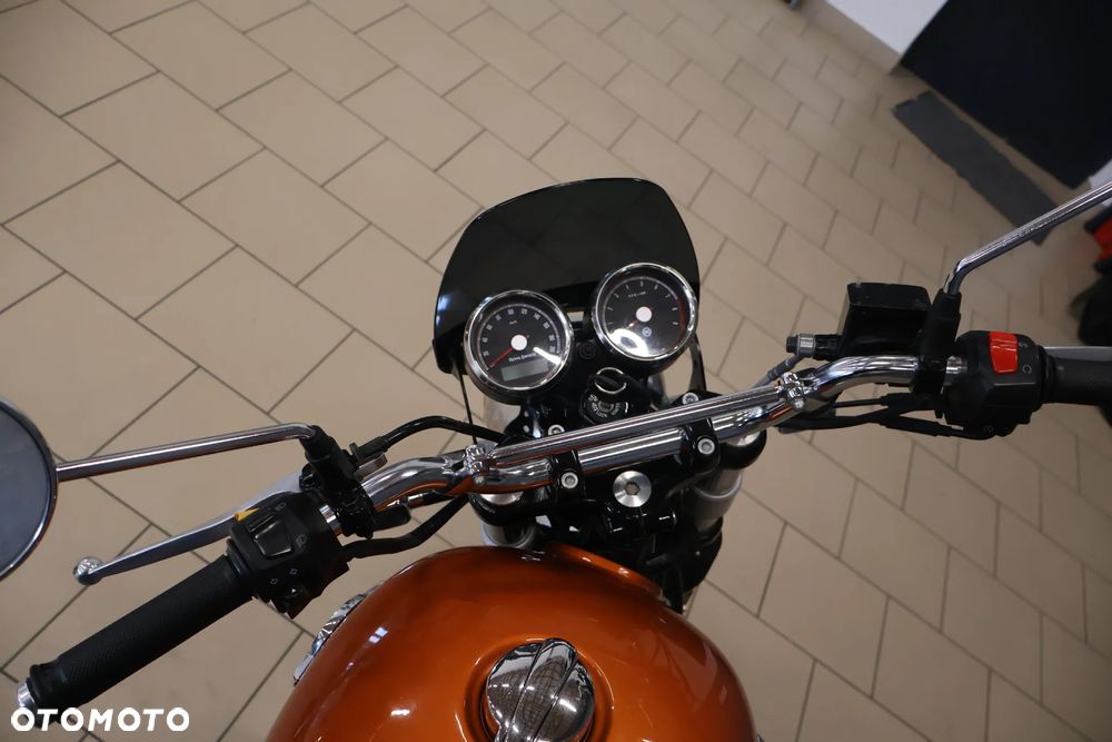 Royal Enfield Interceptor - 24