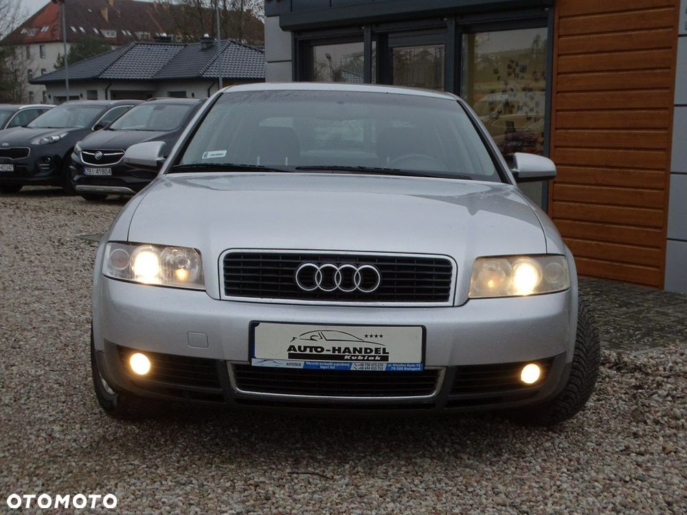 Audi A4 Limousine - 2