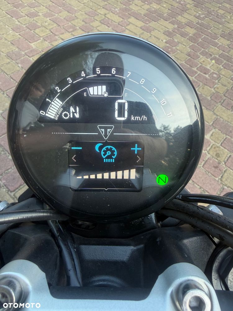Triumph Trident - 6