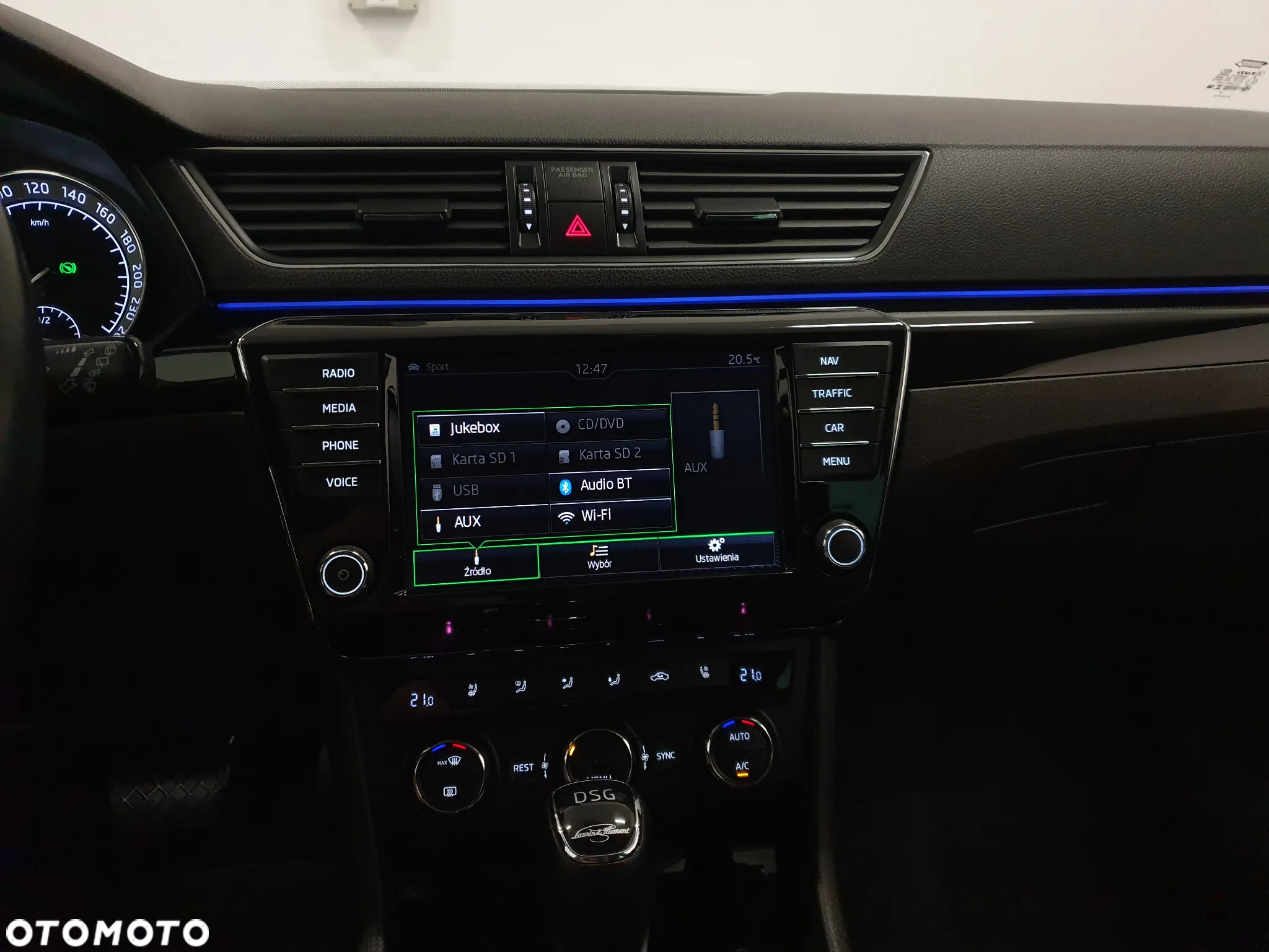 Skoda Superb 2.0 TDI 4x4 L&K DSG - 17