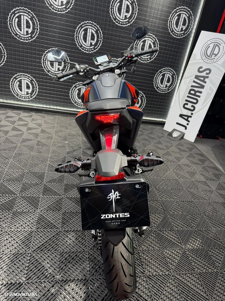 Zontes 125U LCD - 12