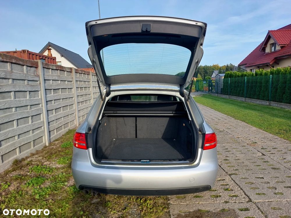 Audi A4 Limousine - 25
