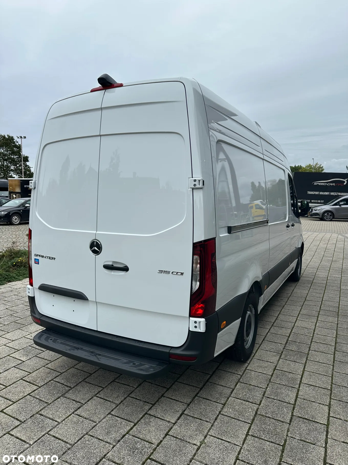 Mercedes-Benz Sprinter - 7