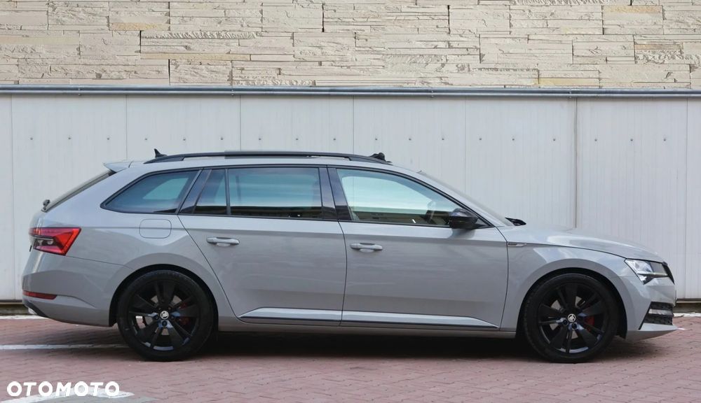 Skoda Superb 2.0 TDI SCR 4x4 Sportline DSG - 2