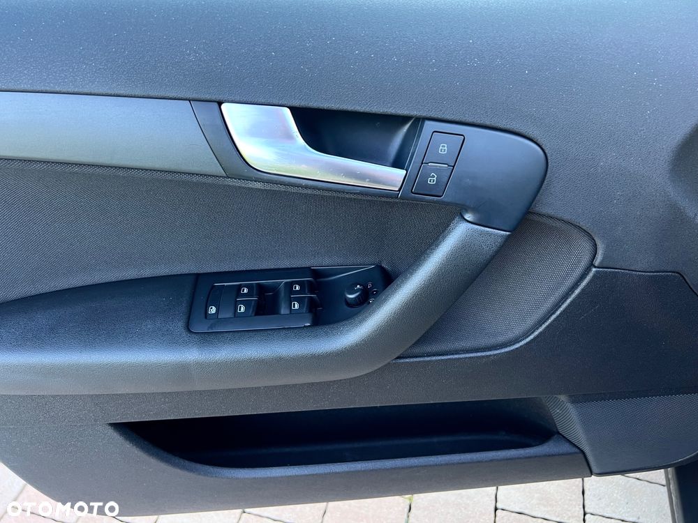 Audi A3 Sportback 1.4 TFSI Ambiente - 36