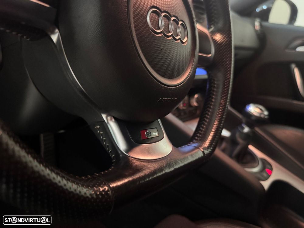 Audi TTS Coupé - 16