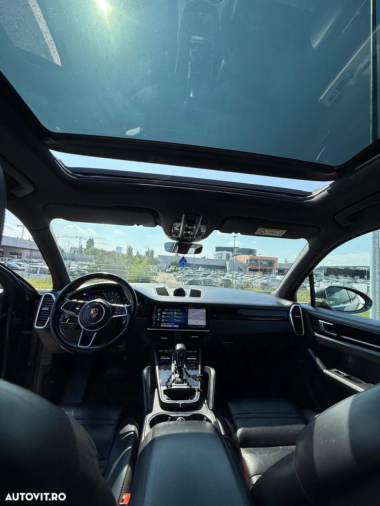 Porsche Cayenne Standard - 5