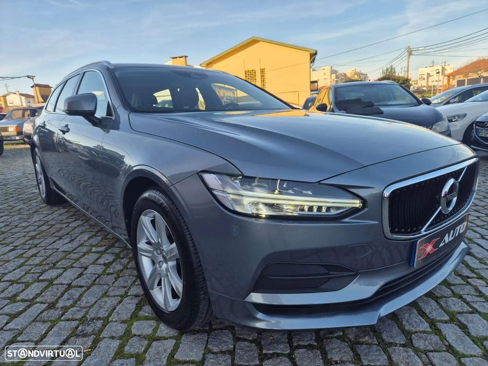 Volvo V90 2.0 D4 Momentum Plus Geartronic - 4