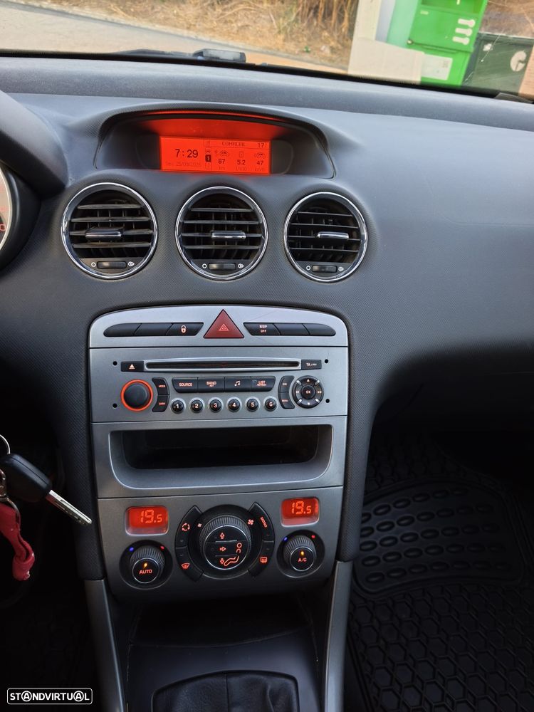 Peugeot 308 1.6 HDi Sport - 10