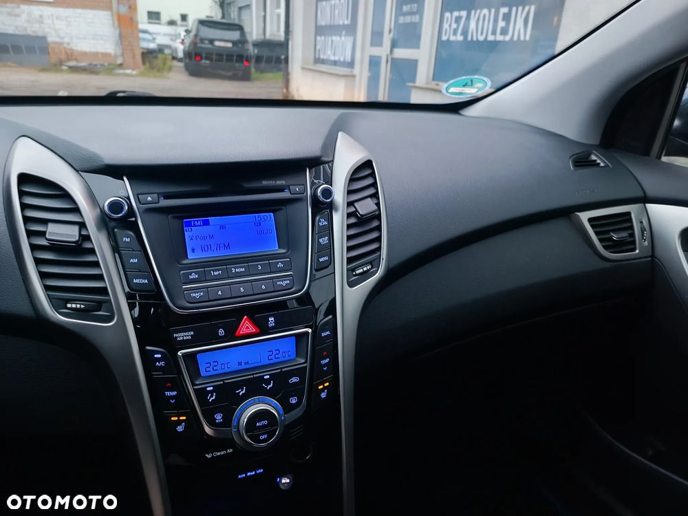 Hyundai i30 1.6 Automatik Trend - 18