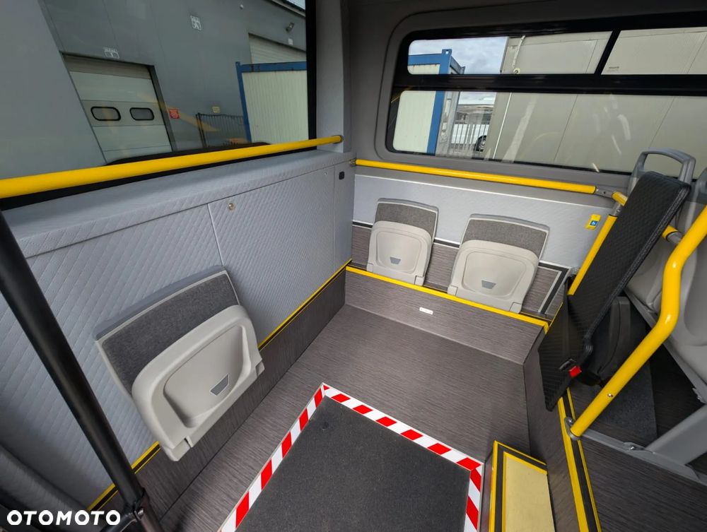 Mercedes-Benz eSprinter - 32