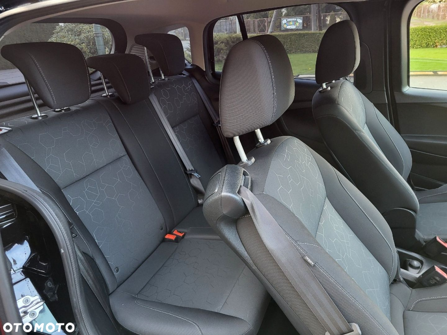 Ford B-MAX - 8