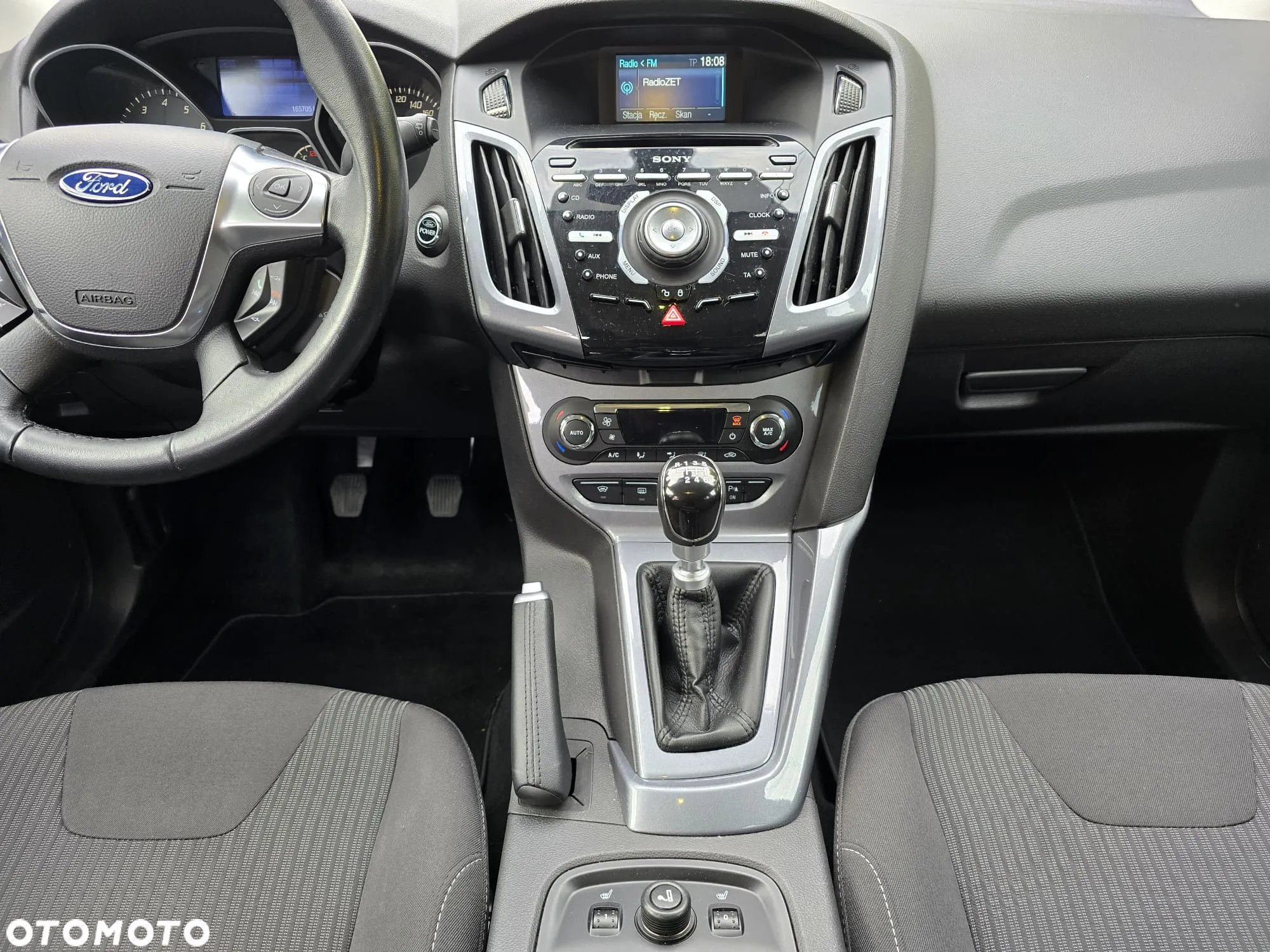Ford Focus 1.0 EcoBoost Titanium - 27
