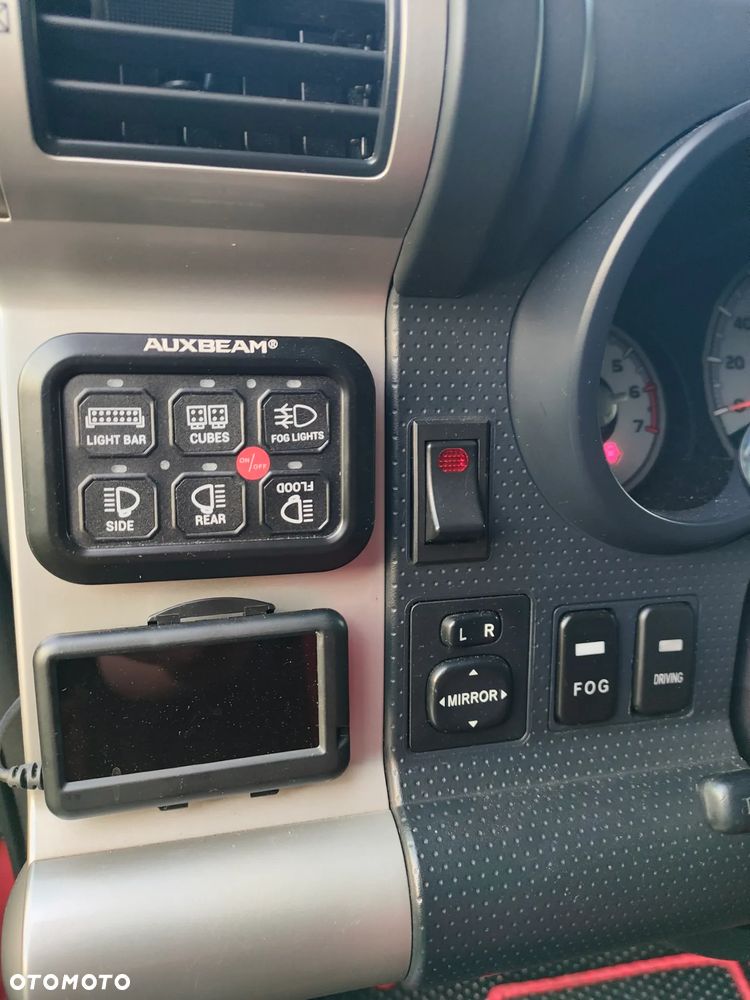 Toyota FJ - 20