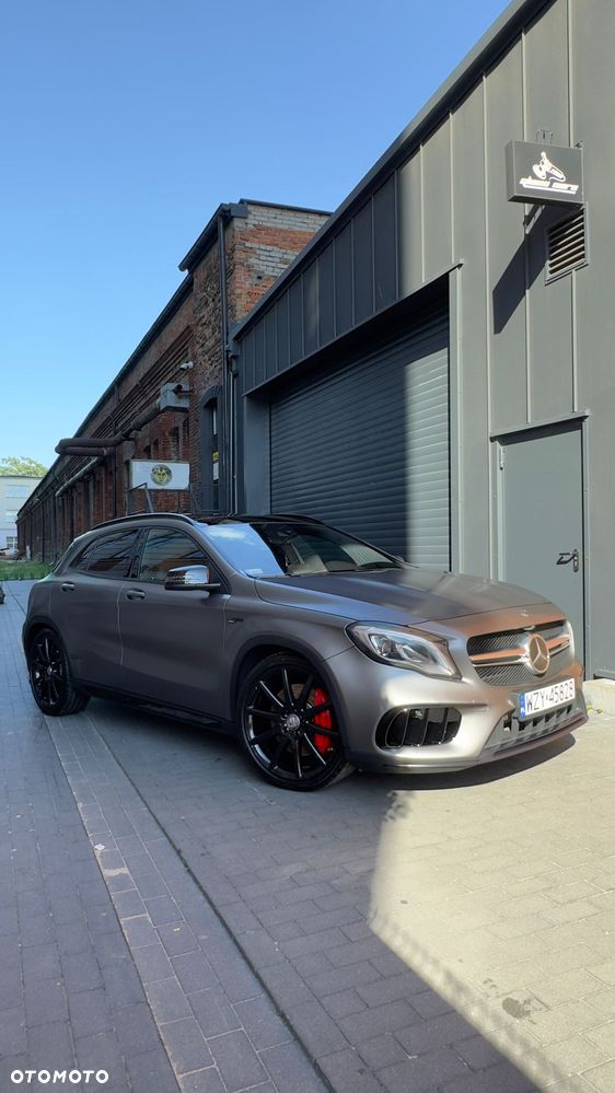Mercedes-Benz GLA AMG 45 4-Matic - 3