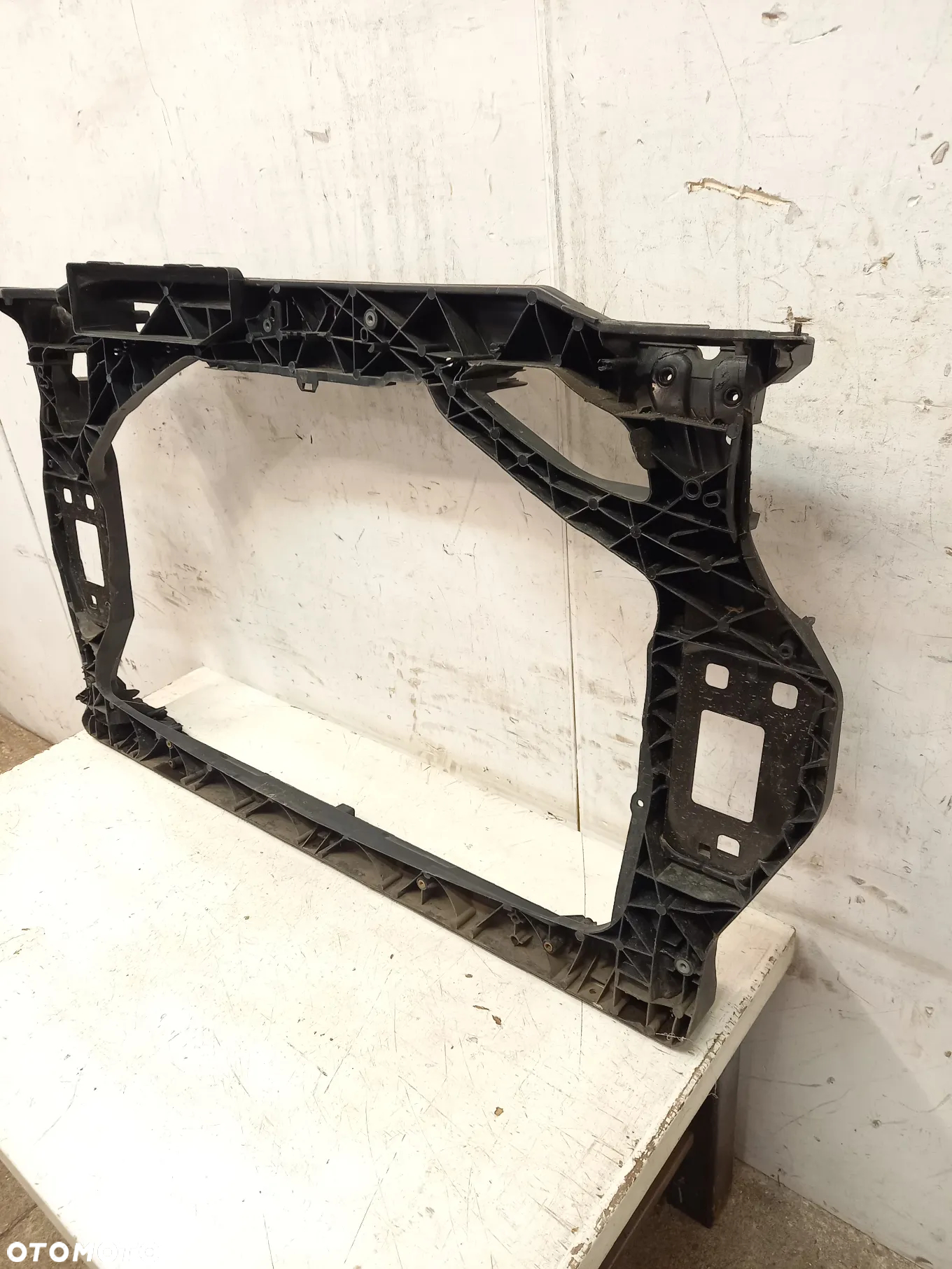 Audi Q3 8U0 wzmocnienie czolowe pas przedni - 9