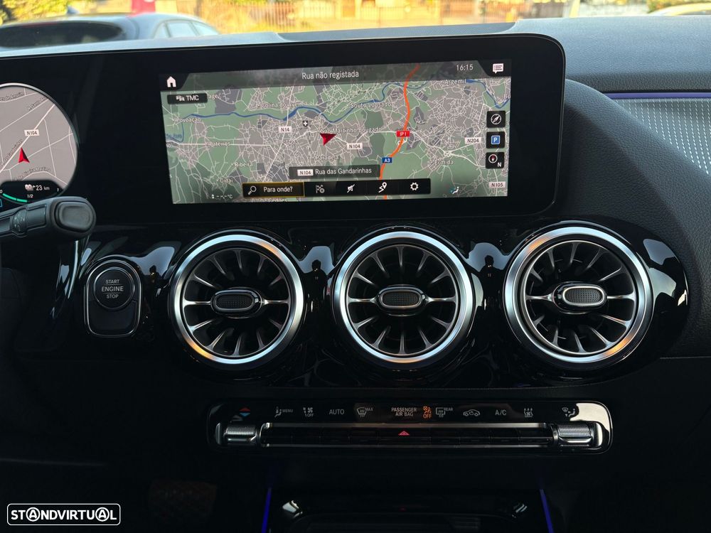 Mercedes-Benz GLA 250 e Progressive - 24