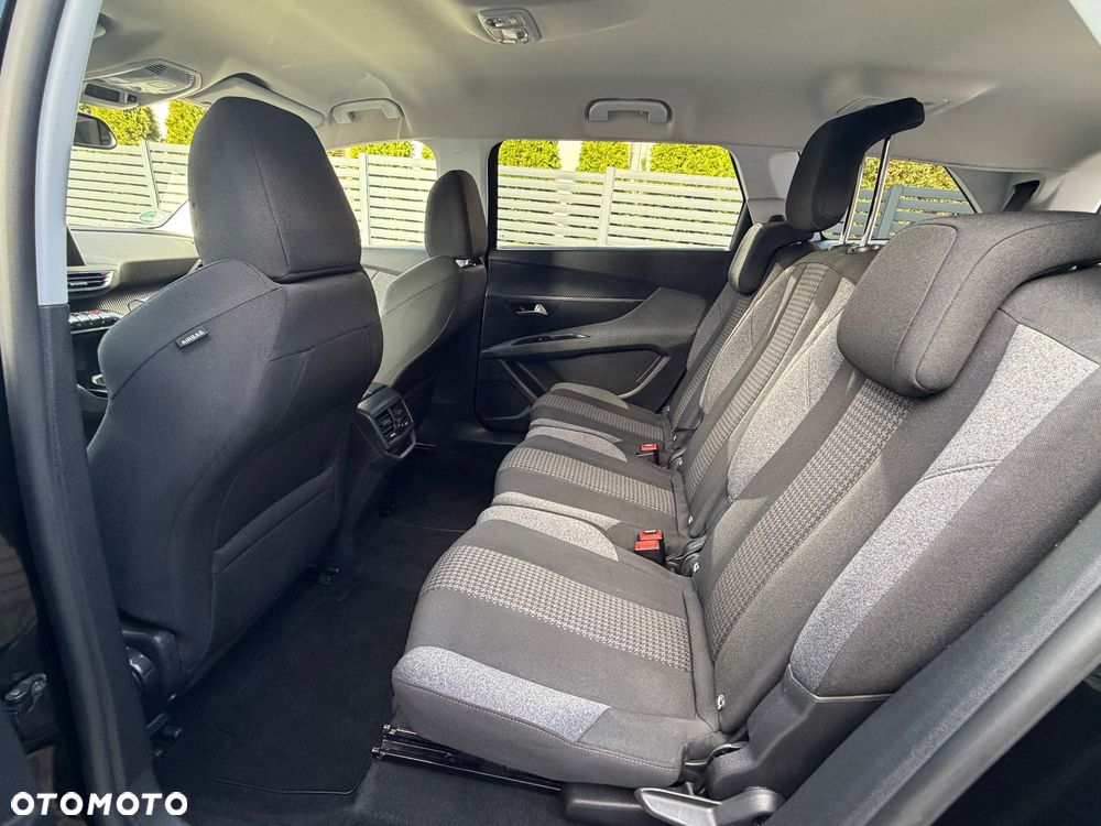 Peugeot 5008 - 18