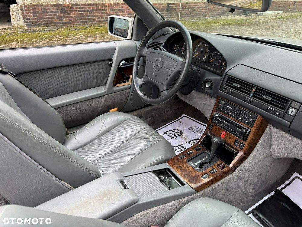 Mercedes-Benz SL - 34