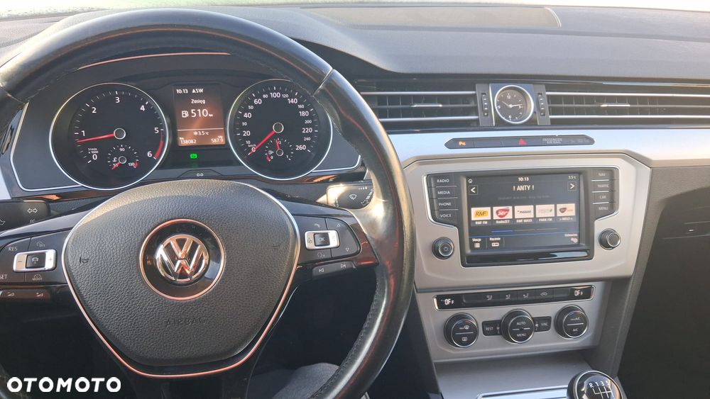 Volkswagen Passat 1.6 TDI (BlueMotion Technology) Comfortline - 8