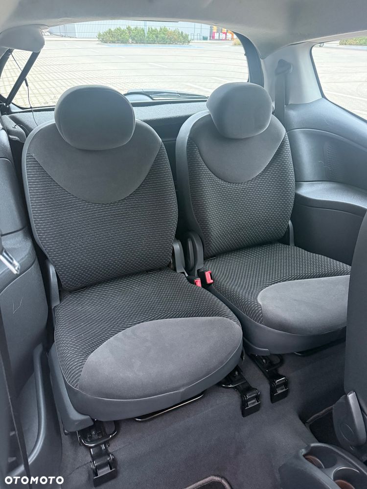 Citroën C2 - 11