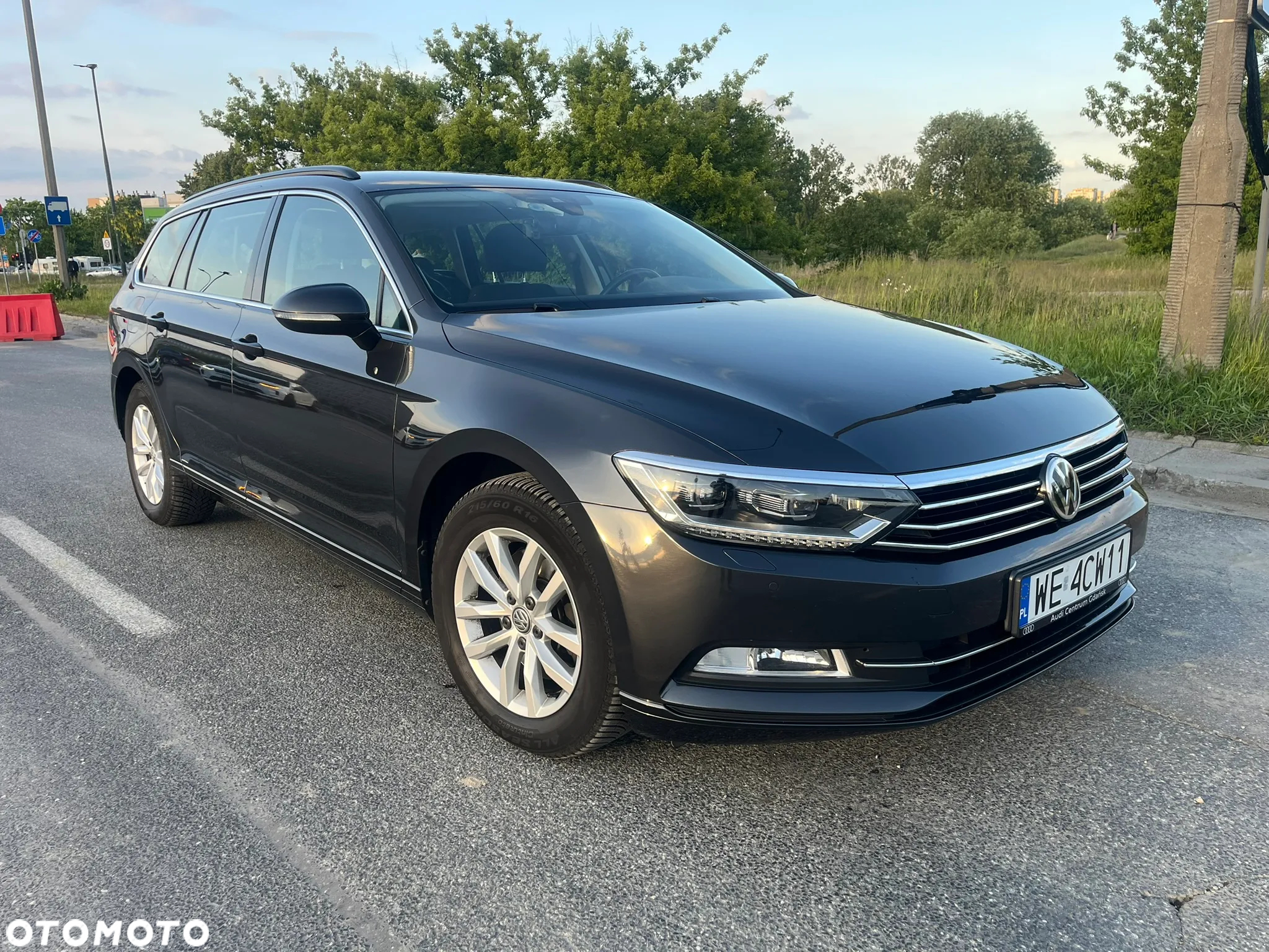 Volkswagen Passat 1.8 TSI BMT Comfortline DSG - 8