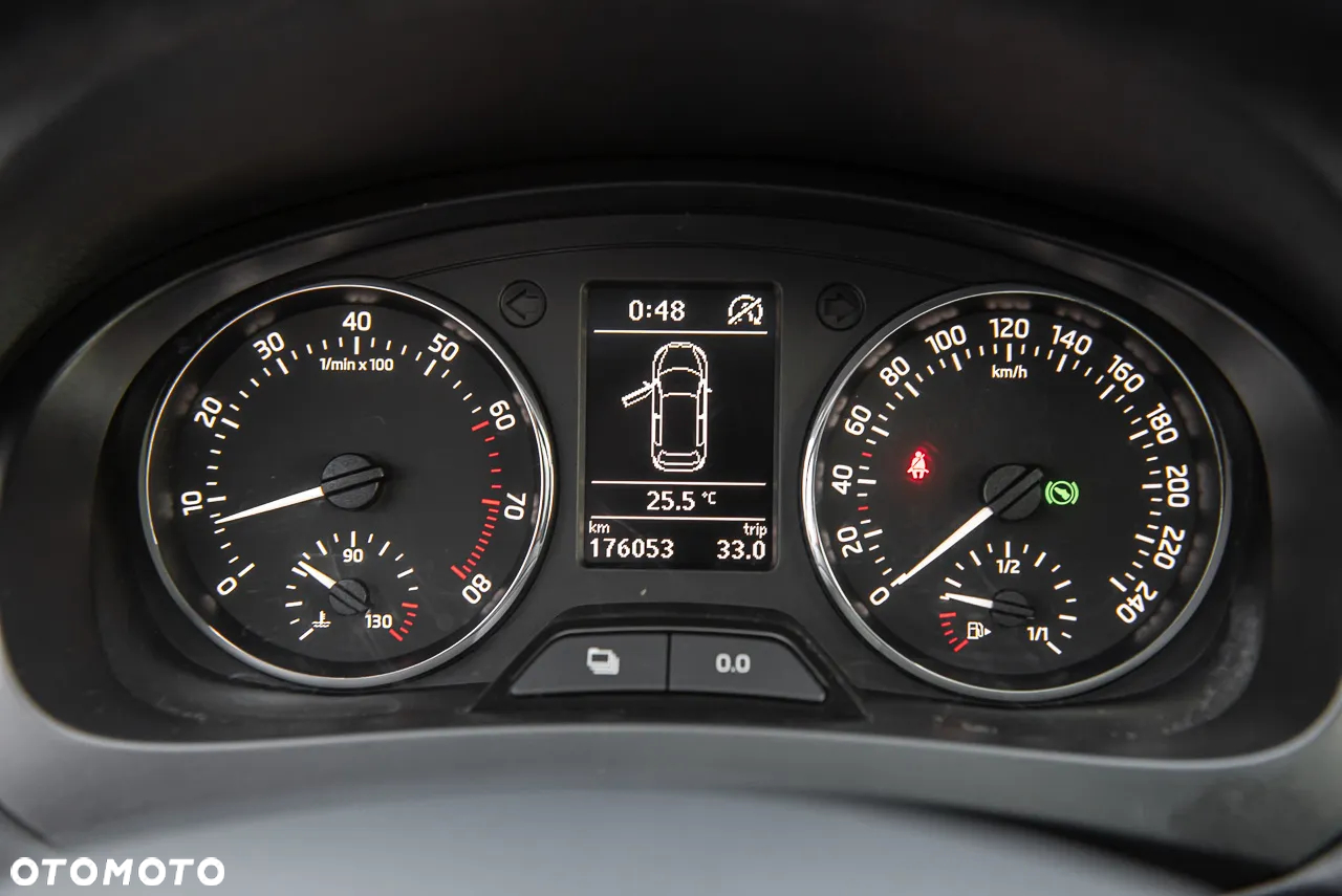 Skoda RAPID 1.4 TSI (Green tec) DSG Monte Carlo - 21