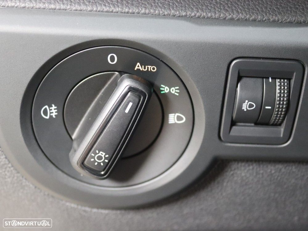 VW T-Cross 1.0 TSI Life DSG - 21