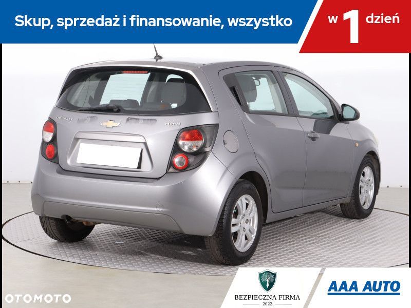 Chevrolet Aveo - 6