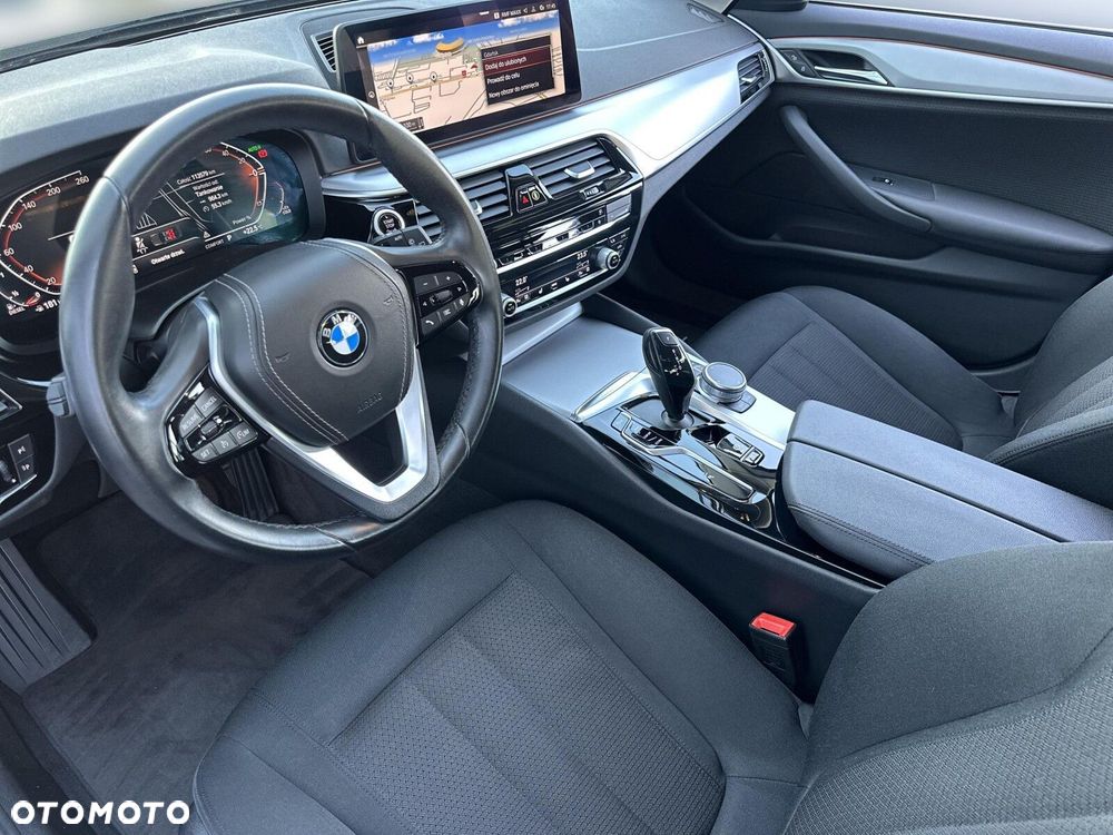 BMW Seria 5 - 11