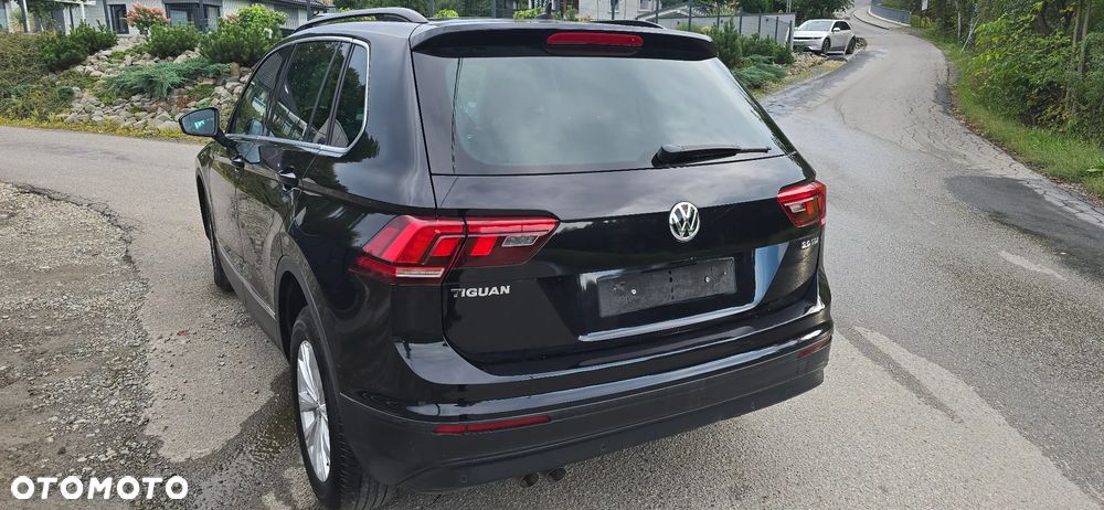 Volkswagen Tiguan 2.0 TDI BMT SCR Comfortline - 11
