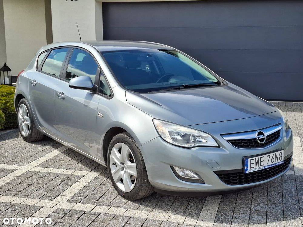 Opel Astra 1.4 T Cosmo - 6