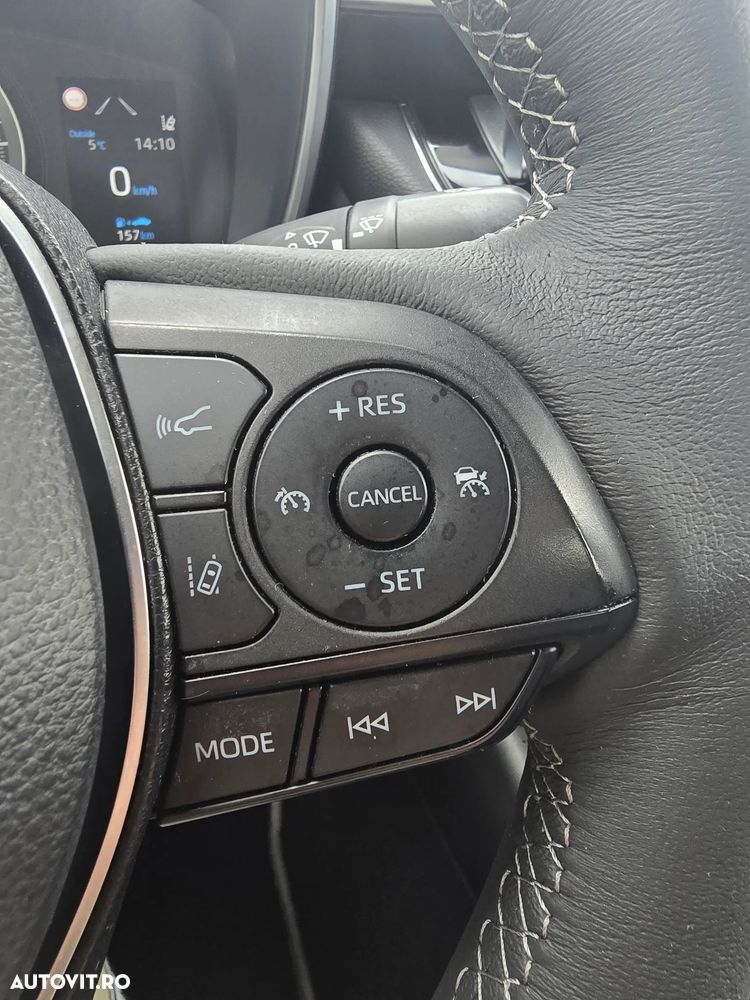 Toyota Corolla 1.8 HSD Business - 15