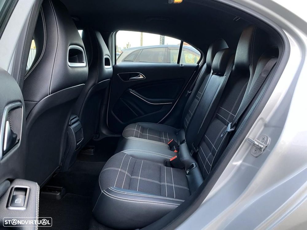 Mercedes-Benz A 180 d Urban - 27