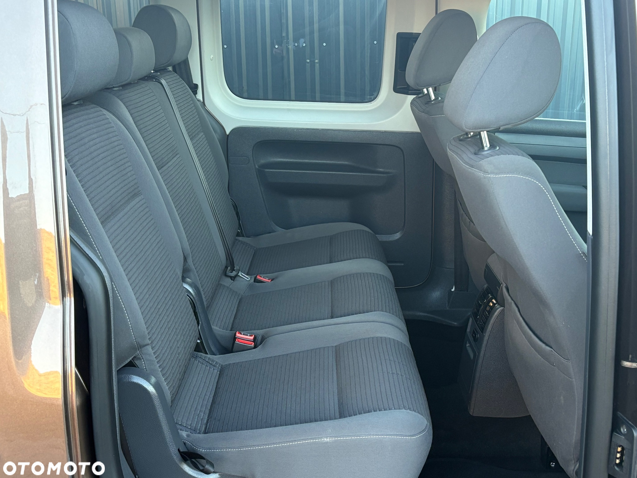 Volkswagen Caddy 1.6 TDI Comfortline DSG - 18