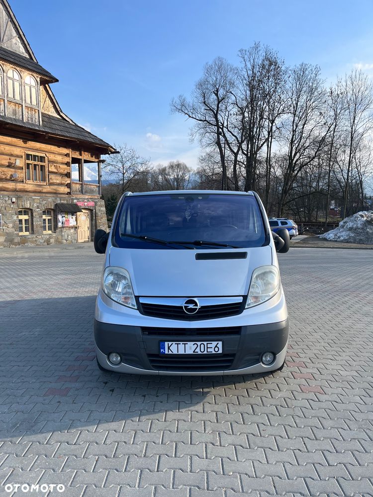 Opel Vivaro - 2