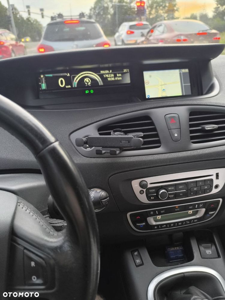 Renault Scenic 1.5 dCi Limited - 10