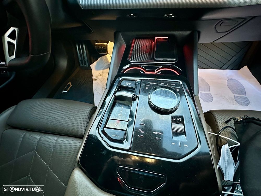BMW i5 eDrive40 Pack Desportivo M Pro - 20