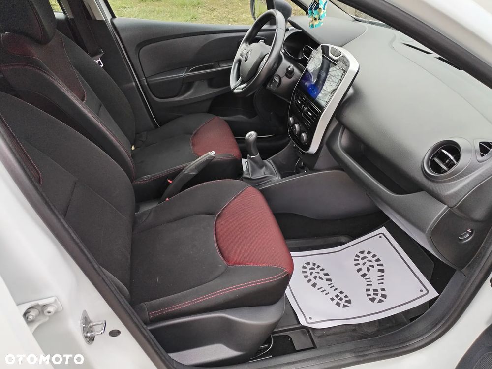 Renault Clio - 16