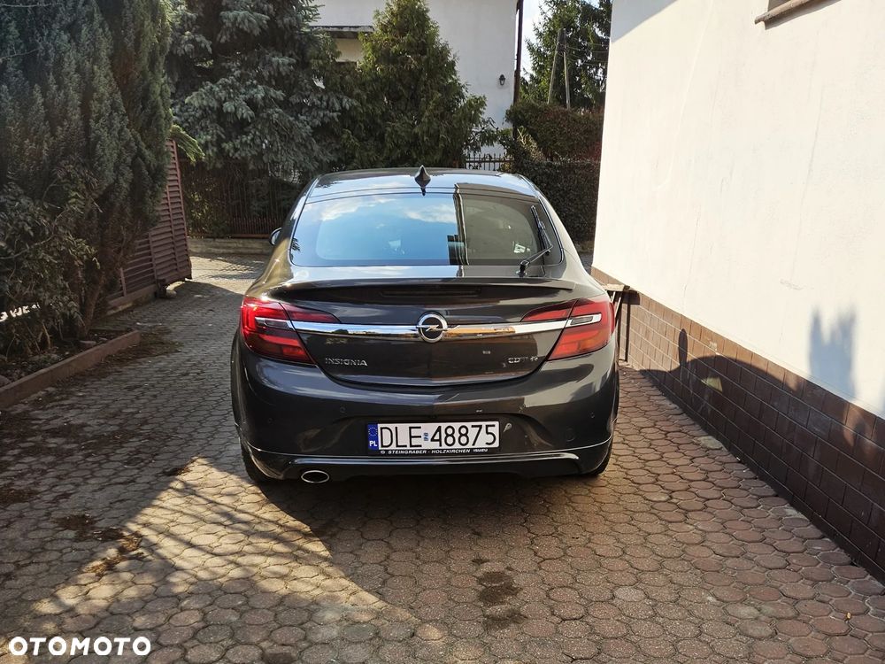 Opel Insignia 2.0 4x4 Exclusive - 12