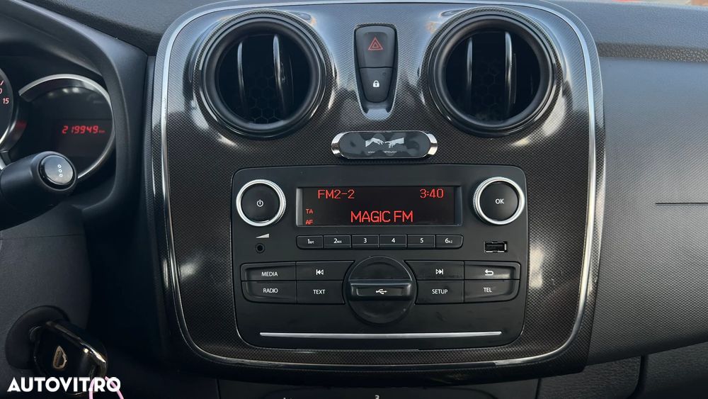 Dacia Logan ECO-G 100 Essential - 11