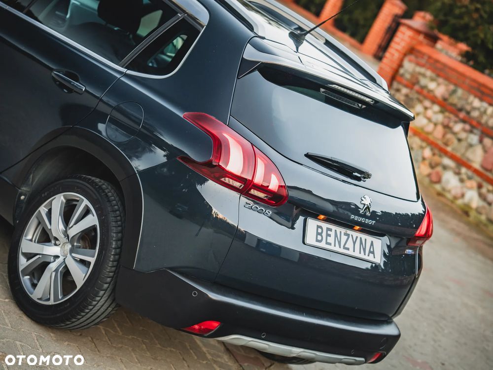 Peugeot 2008 PureTech 110 Stop&Start Allure - 16