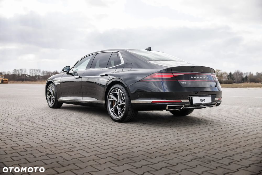 Genesis G90 3.5T V6 AT8 SWB Luxury Plus - 3